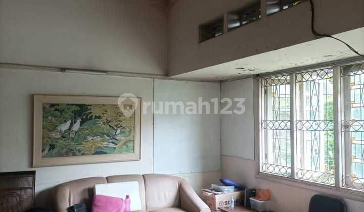 4 Bedroom House in a Strategic Location at Sayap Supratman