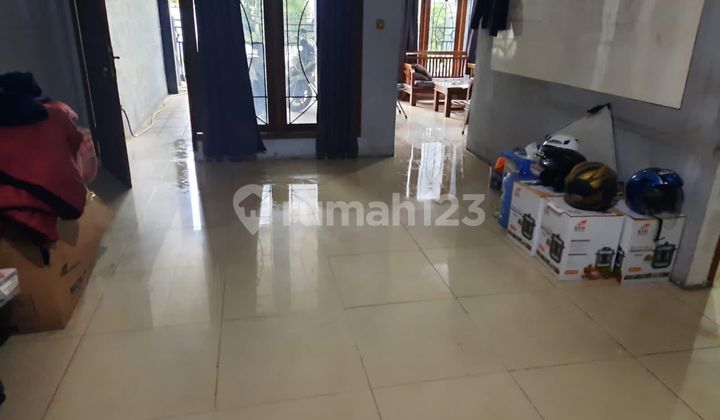 4 Bedroom House In The Sayap Buah Batu Bandung 2