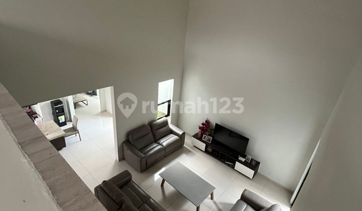 Nice 2-Story Furnished House in Cigadung 2