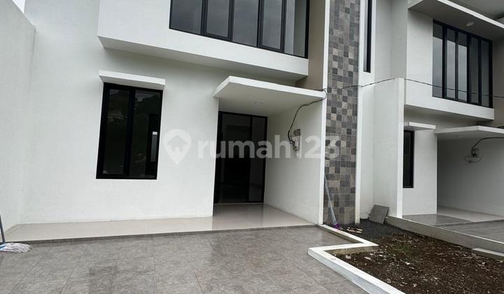 Rumah Baru Siap Huni Di Setiabudi Regency 