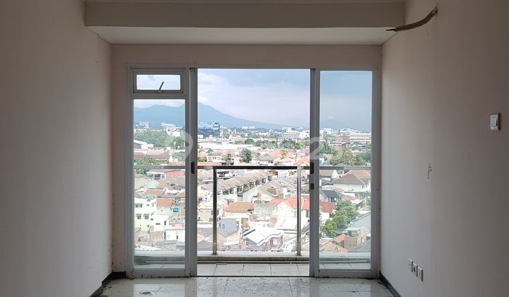 3 Bedroom Unfurnished Apartment in Gateway