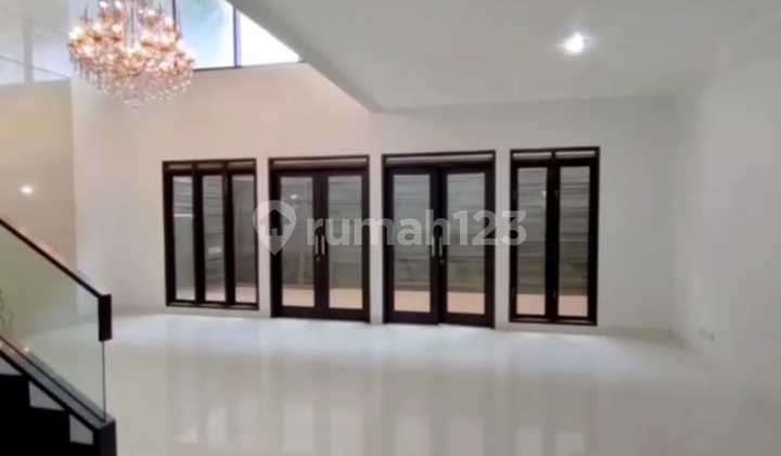 Dijual Rumah Minimalis Modern di Batununggal