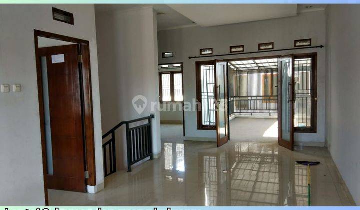 Dijual Rumah Dan Bangunan 2 Lantai Bagus Dan Terawat Di Antapani Bandung 1