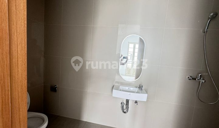 Nice 5 Bedroom House in Dago Asri Bandung 2