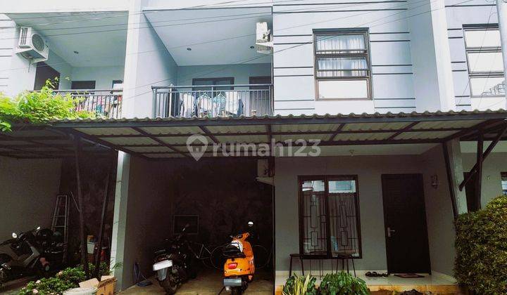 Rumah Area Bintaro Sektor 9 Dekat Stasiun Krl siap huni 1