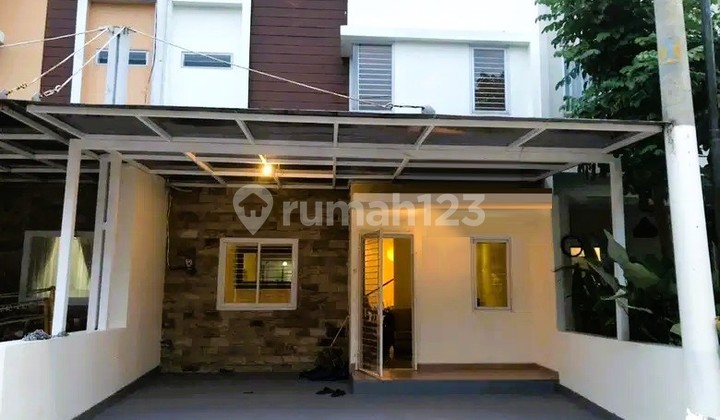Rumah 2 lantai Full furnished rempoa ciputat dekat Jakarta selatan 1