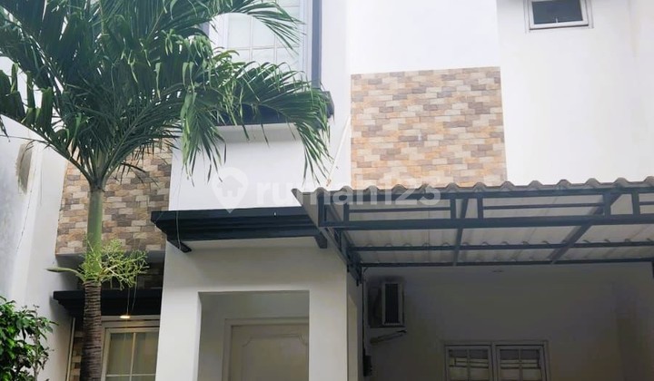 Rumah 2 lantai cirendeu perbatasan tangsel jaksel siap huni 1