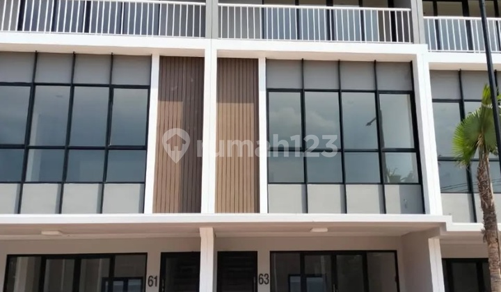 Dijual Ruko Pinggir Jalan Strategis di Rawasari