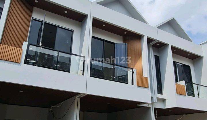 Rumah Modern Dekat Yarsi Terlaris Di Cempaka Putih 1