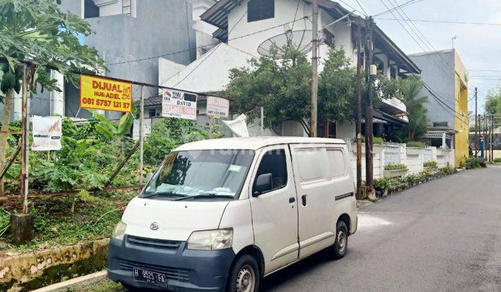 Tanah letak Strategis dekat hotel Patrajasa sangat dekat dengan jalan Sisingamangaraja.ke pintu tol hanya 5 menit,,ke simpang lima hanya 5 menit.bebas banjir.lokasi aman nyaman. 2