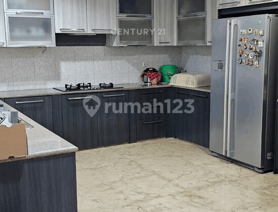 Dijual Rumah Cendana Semi Furnished Pantai Indah Kapuk