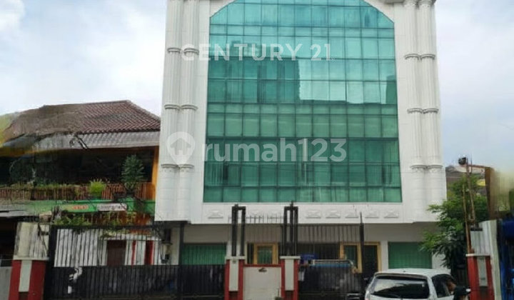 Gedung Kantor Lokasi Strategis Dibawah NJOP Kokoh Dekat Mall