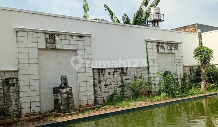 Luxury House for Rent in Taman Kebon Jeruk, West Jakarta Luxury House for Rent in Taman Kebon Jeruk, West Jakarta