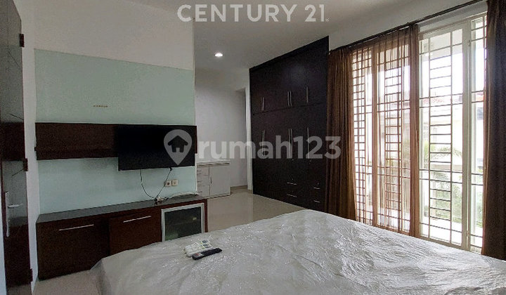 Di Sewa Rumah Pik 1 Siap Huni, Rapi, Fully Furnished 2