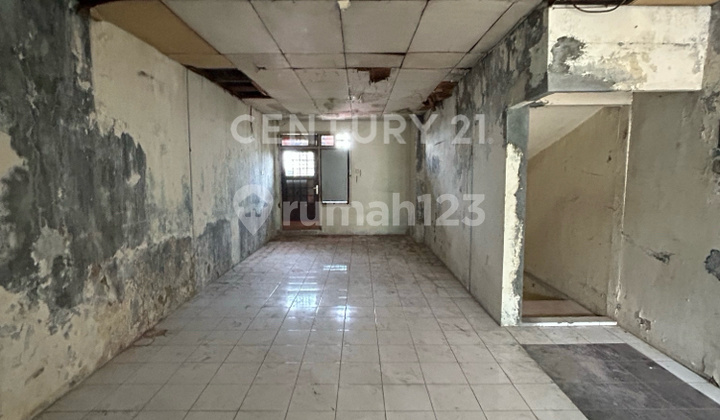 Strategic Central Jakarta Shop House (Ruko) F&B Office in Front of Church & Hotel Near Commuter Train (KRL) 2