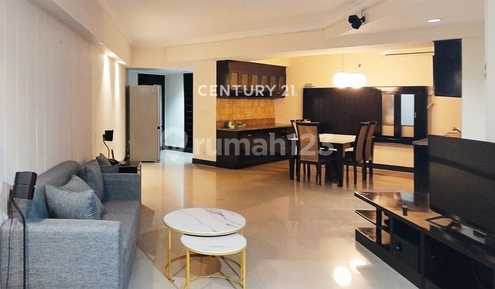Disewakan Kondominium Taman Anggrek 3 BR Fully Furnished