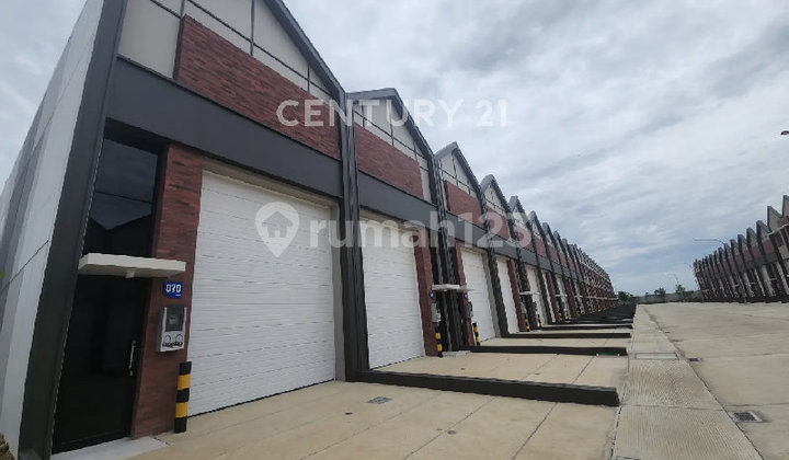 Sewa Gudang 6x20 Bizpark PIK2 Brand New Harga Murah Sewa Gudang 6x20 Bizpark PIK2 Brand New Harga Murah