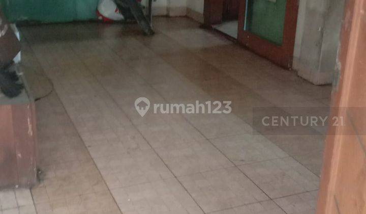 Rumah 2  Lantai Dan Toko Di Tepi Jalan Akses Keluar Masuk 2