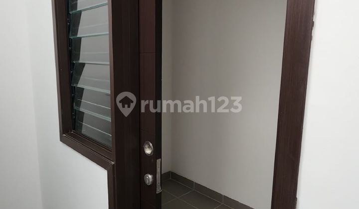 Rumah South Osaka Residence Brand New Hoek Location Pik2 2