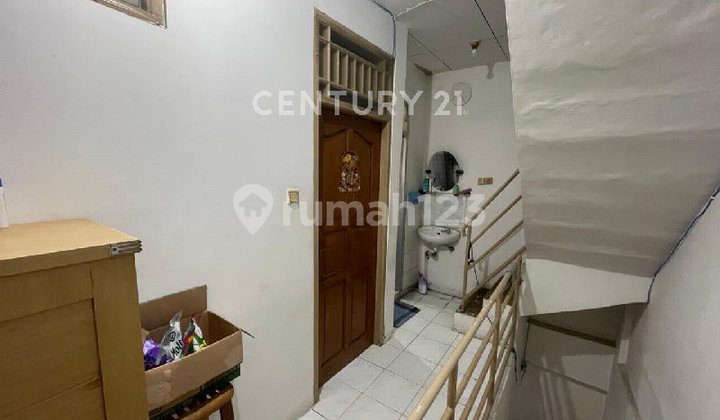 Rumah Mungil Dan Private Di Tengah Kota Jakarta 2