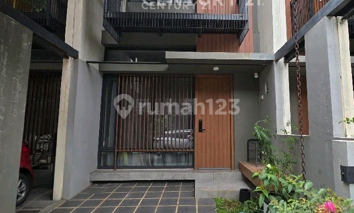 Disewakan Rumah Fleekhauz R Lokasi Strategis  2