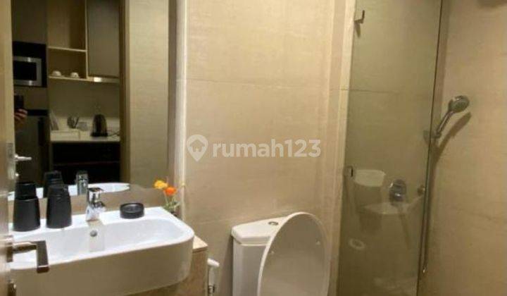 Apartemen Gold Coast Dijual Studio Luas 28 M2 Semi Furnish  2