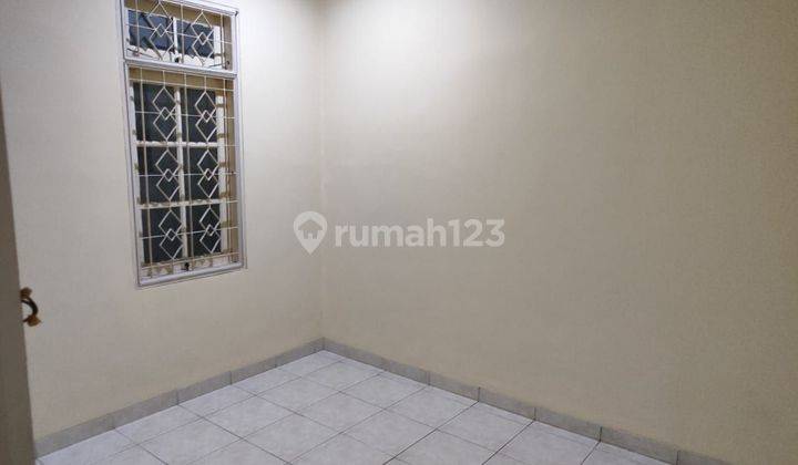 Rumah di Taman semanan indah Luas 90 m2 Dijual 2