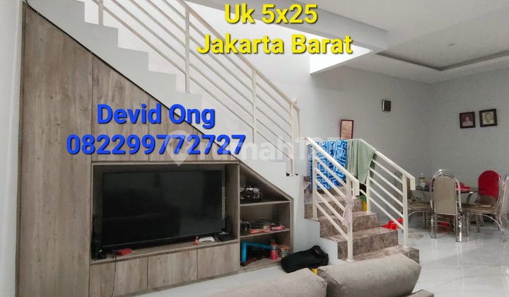 For sale. 2-story DKI plot house in good, neat, and well-maintained condition, West Jakarta.