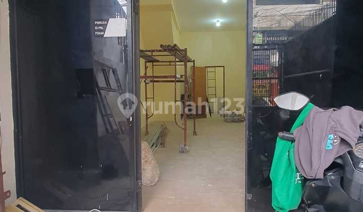 Disewakan Ruko Muara Karang Blok 4 Lokasi Strategis, Jakarta Utara