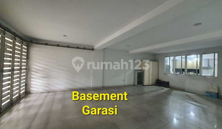 Dijual Rumah MINIMALIS di Pluit, 3 lantai Jakarta Utara