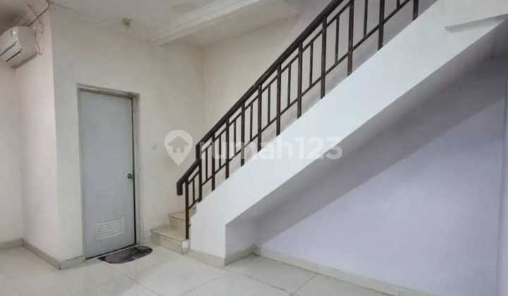 Dijual Rumah City Resort Cluster Malibu 2,5 Lantai di Jakarta Barat 2