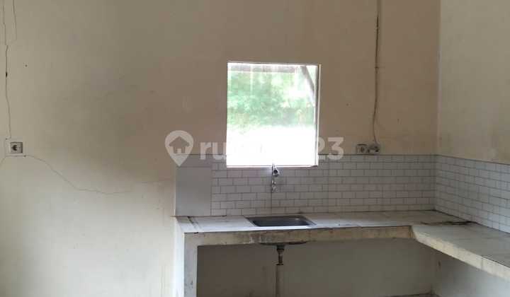 Disewakan Rumah Taman Royal Palm di Taman Surya 5, Jakarta Barat 2