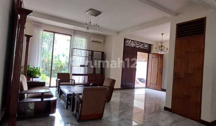 For Rent 2.5 Story House in South Kemang