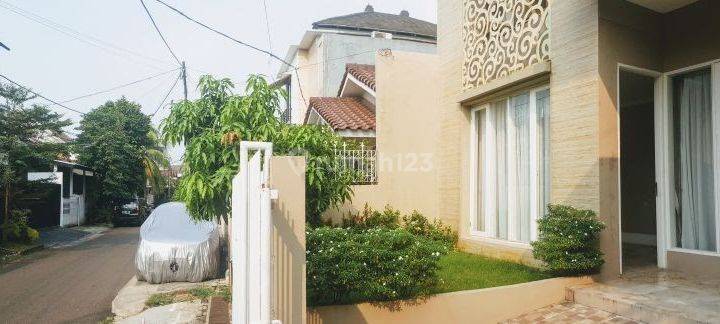 Nice House Pondok Indah 2lt Shm.lt 160m Lb 220m 3kt 3km 09.23 1