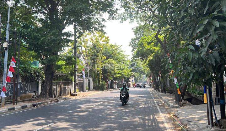 Ruko 2lantai Besar Dan Luas Bagus SHM 10.23 2