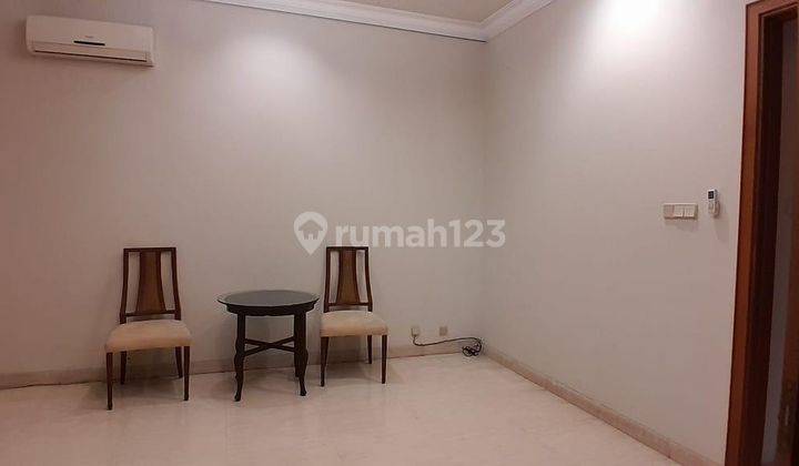 Nice House At Pondok Indah 2lt 6kt 5km Lt 800m² Lb 700m² 30.24  2