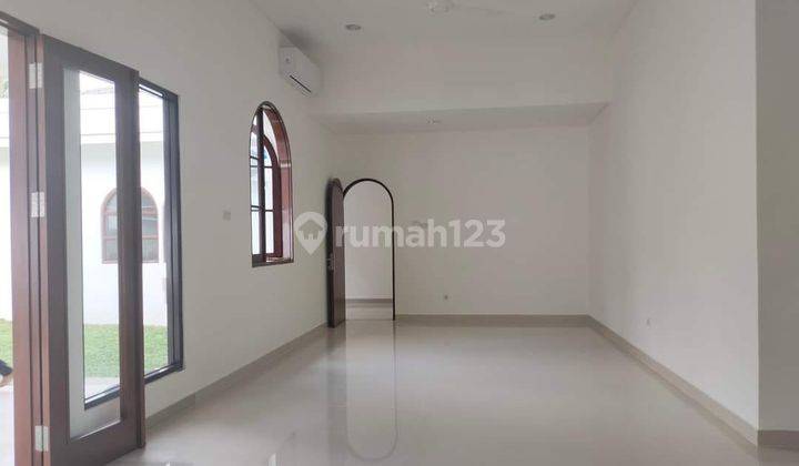 Rent House At Kemang Land 1000m² Building 500m² 5br 3bt 05.24 2