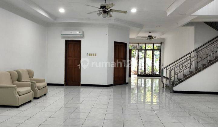 For Rent Rumah Senopati Lt 300 Lb 450 5 Kt 3 Km SHM 2 Lt 1