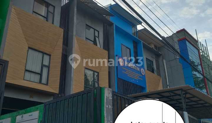 For Rent Ruko 3Lantai Strategis di Cempaka Putih Lt:155/Lb:225alf For Rent Ruko 3Lantai Strategis di Cempaka Putih Lt:155/Lb:225alf