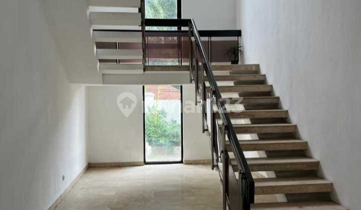 For Quick Sale: Luxury Flood-Free House Near Senopati, Land Area 738/9.25 2