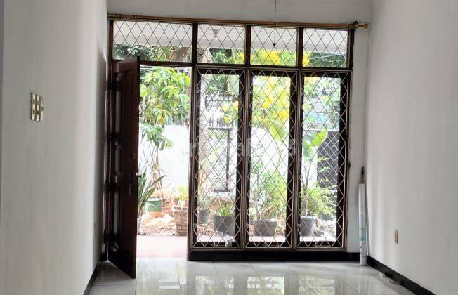 For Rent Rumah Senopati Lt 300 Lb 450 5 Kt 3 Km SHM 2 Lt 2