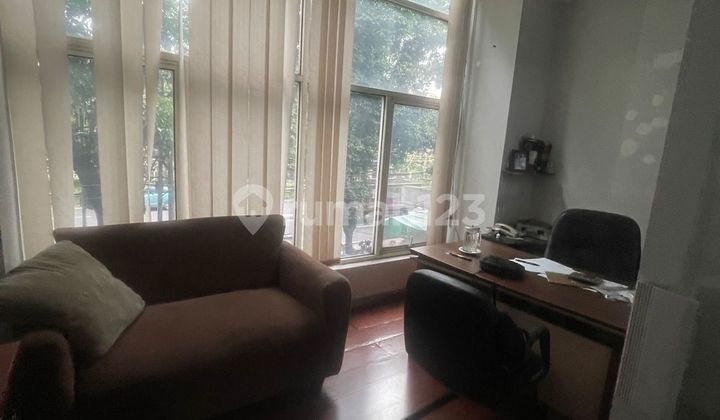 For Rent: 4-Story Shop House in Pasar Minggu, Land Area: 69m², Building Area: 276m², Fully Furnished.