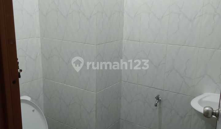 Di Jual Rumah di Jalan Kapten Tendean Lt75 (5X15) 3,5Lantai//2026 Di Jual Rumah di Jalan Kapten Tendean Lt75 (5X15) 3,5Lantai//2026