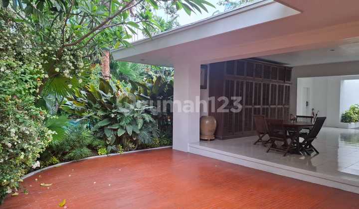 Good House Furnished Mega Kuningan, South Jakarta