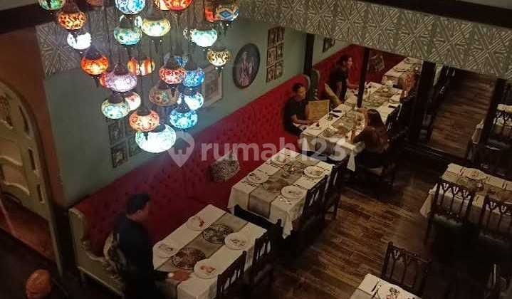 For Rent Ex Restaurant Kebayoran Baru Land Area 510/Building Area 450 Carport for 10 Cars/10.25 For Rent Ex Restaurant Kebayoran Baru Land Area 510/Building Area 450 Carport for 10 Cars/10.25