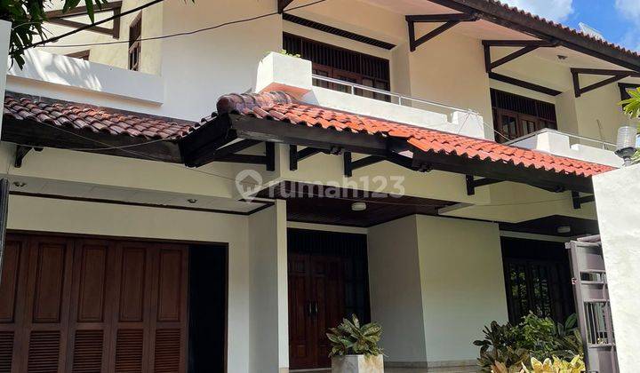 Rumah Bagus Semi Furnished di Gatot Subroto, Rp28m 12.24 1