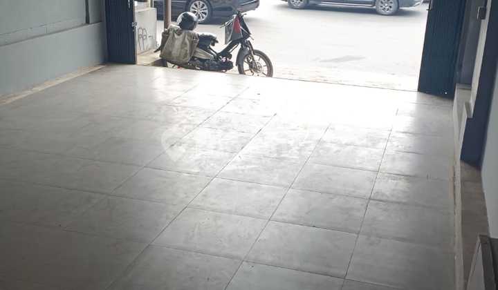 Disewakan Ruko Di Antasari Cilandak Pinggir Jalan Jaksel //09.25
