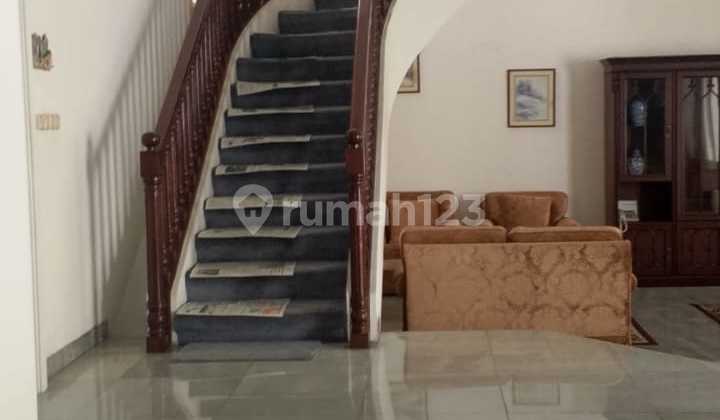 Disewakan Rumah Bagus Di Kuningan Jaksel Rp68,5m LT500m2/II_12.24