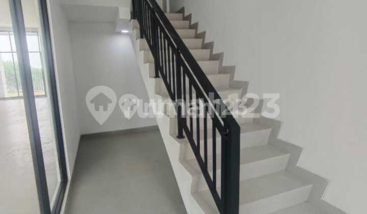 Disewakan Ruko /Rukan 3Lantai di Pondok Indah Kapuk /3Km/Alf2026 Disewakan Ruko /Rukan 3Lantai di Pondok Indah Kapuk /3Km/Alf2026