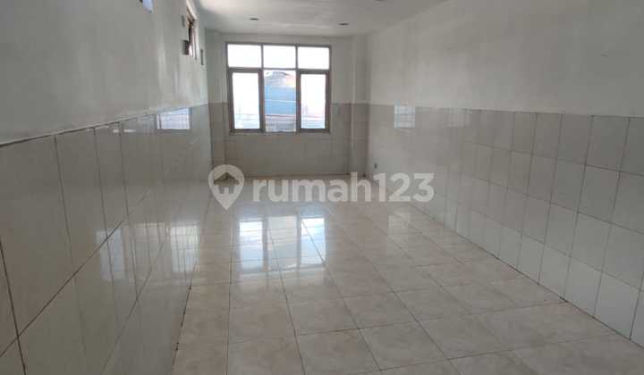 For Rent 2-Story Shop House in Otista, East Jakarta, Ready to Occupy, SHM (+2 Years)/Alf 2